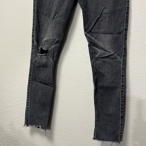 Abercrombie and Fitch Curve Love Skinny Ankle High Rise Jeans - Picture 4 of 15